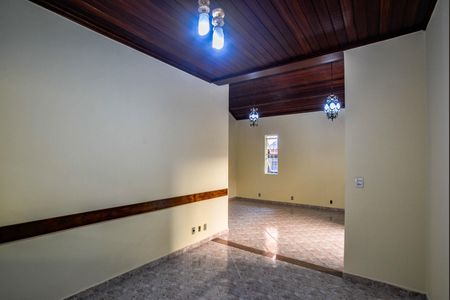 Casa para alugar com 130m², 3 quartos e 8 vagasSala de Jantar