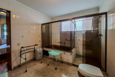 Casa à venda com 250m², 3 quartos e 3 vagas Casa à venda com 250m², 3 quartos e 3 vagasBanheiro do Quarto