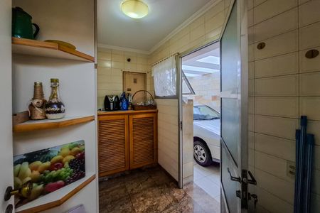 Casa à venda com 250m², 3 quartos e 3 vagas Casa à venda com 250m², 3 quartos e 3 vagasCozinha