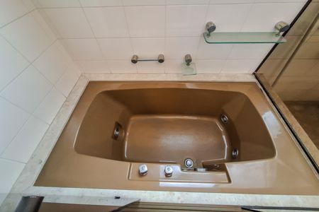 Casa à venda com 250m², 3 quartos e 3 vagas Casa à venda com 250m², 3 quartos e 3 vagasBanheiro do Quarto