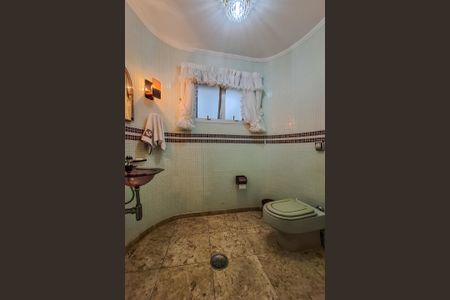 Casa à venda com 250m², 3 quartos e 3 vagas Casa à venda com 250m², 3 quartos e 3 vagaslavabo da sala