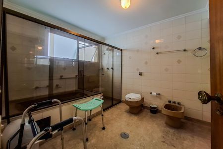 Casa à venda com 250m², 3 quartos e 3 vagas Casa à venda com 250m², 3 quartos e 3 vagasBanheiro do Quarto