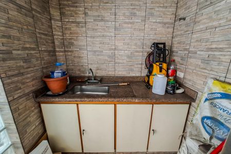 Casa à venda com 250m², 3 quartos e 3 vagas Casa à venda com 250m², 3 quartos e 3 vagasÁrea comum