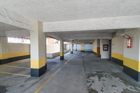 Apartamento para alugar com 70m², 2 quartos e 1 vaga Apartamento para alugar com 70m², 2 quartos e 1 vagaÁrea Comum - Garagem