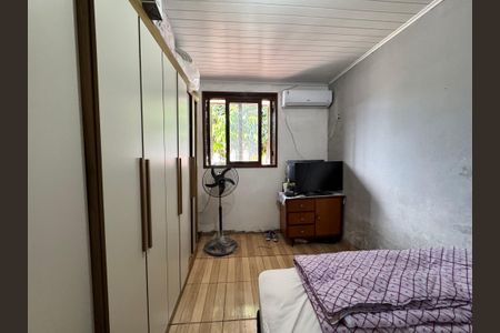 Casa à venda com 60m², 2 quartos e 1 vaga Casa à venda com 60m², 2 quartos e 1 vagaQuarto