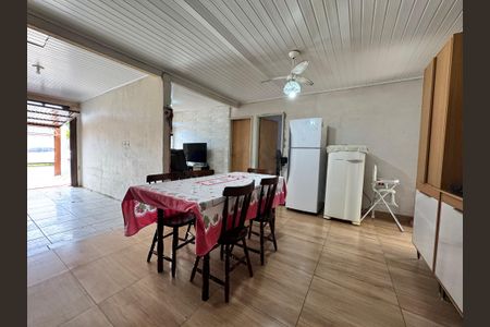 Casa à venda com 60m², 2 quartos e 1 vaga Casa à venda com 60m², 2 quartos e 1 vagaCozinha