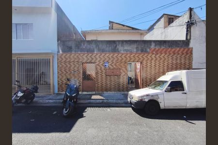 Casa de condomínio à venda com 50m², 1 quarto e sem vaga Casa de condomínio à venda com 50m², 1 quarto e sem vagaFachada