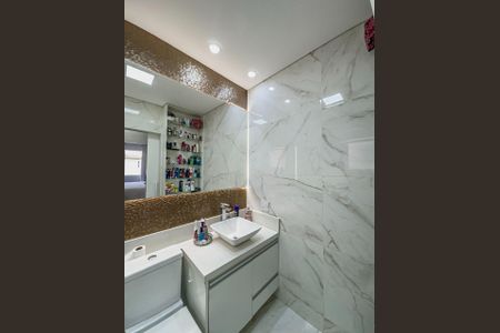 Casa de condomínio à venda com 300m², 4 quartos e 3 vagas