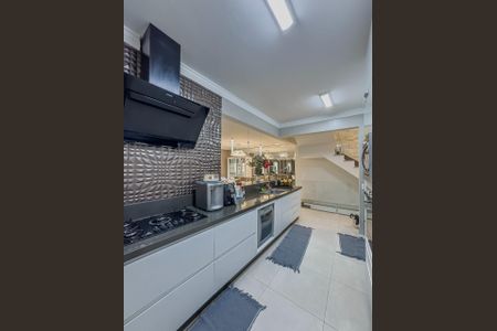 Casa de condomínio à venda com 300m², 4 quartos e 3 vagas