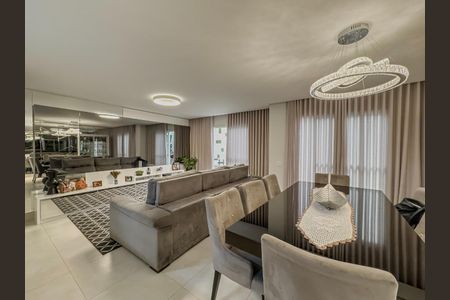 Casa de condomínio à venda com 300m², 4 quartos e 3 vagas