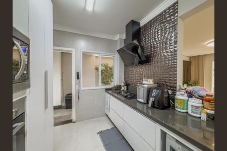 Casa de condomínio à venda com 300m², 4 quartos e 3 vagas