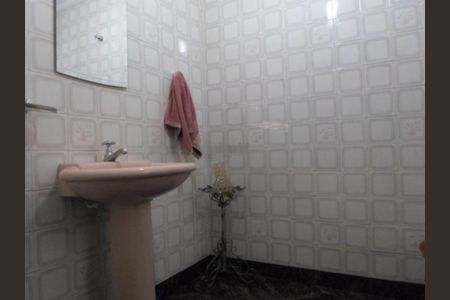 Casa à venda com 156m², 3 quartos e 3 vagas