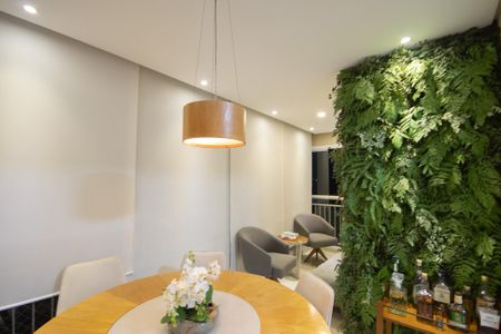 Apartamento à venda com 63m², 2 quartos e 1 vagaVaranda