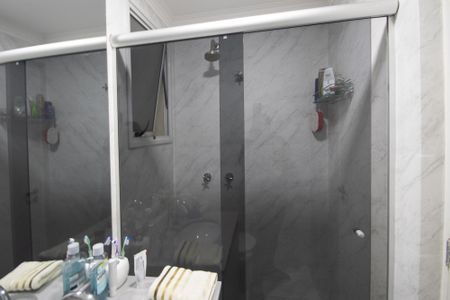 Apartamento à venda com 63m², 2 quartos e 1 vagaBanheiro da Suite