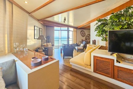 Apartamento para alugar com 348m², 4 quartos e 3 vagas Apartamento para alugar com 348m², 4 quartos e 3 vagasSala