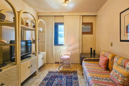 Apartamento para alugar com 348m², 4 quartos e 3 vagas Apartamento para alugar com 348m², 4 quartos e 3 vagasQuarto 1