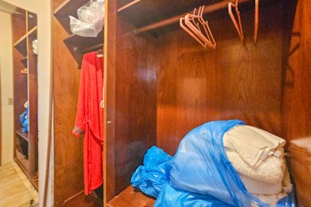 Apartamento para alugar com 348m², 4 quartos e 3 vagas Apartamento para alugar com 348m², 4 quartos e 3 vagasSuíte 1