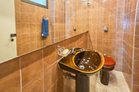 Apartamento para alugar com 348m², 4 quartos e 3 vagas Apartamento para alugar com 348m², 4 quartos e 3 vagasLavabo