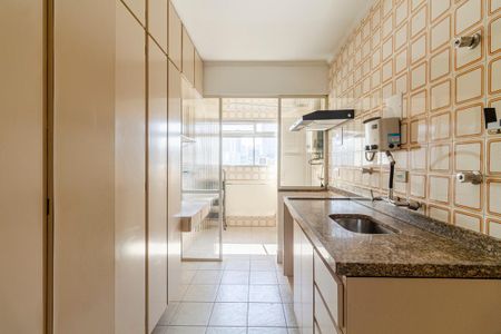 Apartamento para alugar com 90m², 2 quartos e 2 vagas Apartamento para alugar com 90m², 2 quartos e 2 vagasCozinha