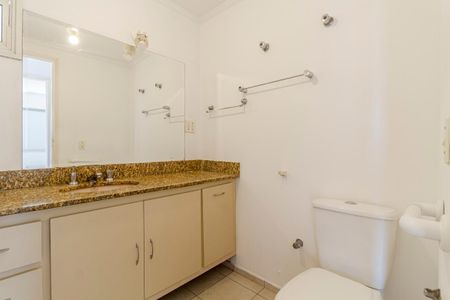Apartamento para alugar com 90m², 2 quartos e 2 vagas Apartamento para alugar com 90m², 2 quartos e 2 vagasBanheiro
