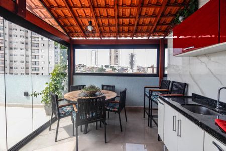 Apartamento à venda com 123m², 3 quartos e 2 vagas Apartamento à venda com 123m², 3 quartos e 2 vagasÁrea de serviço