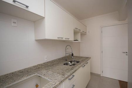 Apartamento à venda com 55m², 2 quartos e 1 vagaCozinha e Área de Serviço
