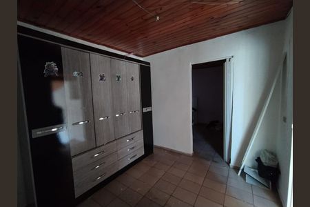 Casa à venda com 300m², 3 quartos e 2 vagasQuarto 2