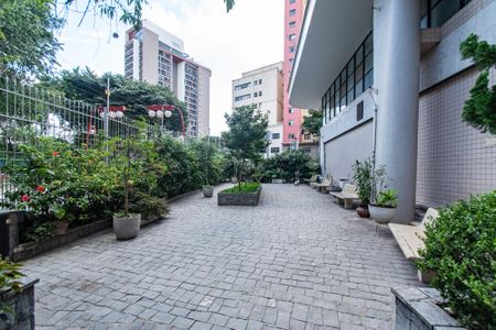 Apartamento para alugar com 110m², 3 quartos e sem vagaÁrea comum