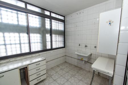 Apartamento para alugar com 110m², 3 quartos e sem vagaÁrea de serviço