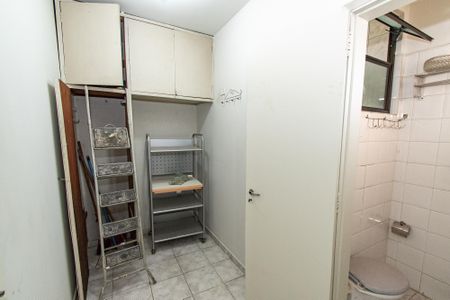 Apartamento para alugar com 110m², 3 quartos e sem vagaQuarto de serviço