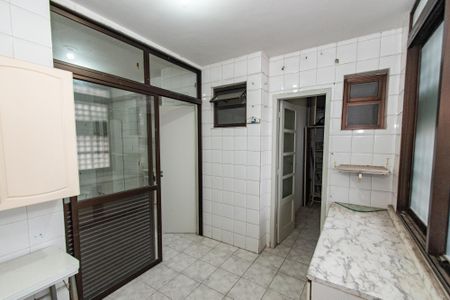 Apartamento para alugar com 110m², 3 quartos e sem vagaÁrea de serviço