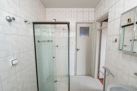 Apartamento para alugar com 110m², 3 quartos e sem vagaBanheiro da suíte