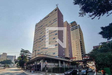 Apartamento para alugar com 110m², 3 quartos e sem vagaFachada