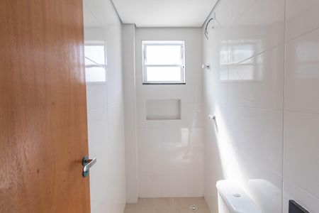 Apartamento para alugar com 38m², 2 quartos e sem vaga Apartamento para alugar com 38m², 2 quartos e sem vagaBanheiro