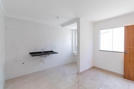 Apartamento para alugar com 38m², 2 quartos e sem vaga Apartamento para alugar com 38m², 2 quartos e sem vagaSala/Cozinha
