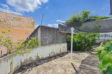 Casa à venda com 360m², 4 quartos e 4 vagas Casa à venda com 360m², 4 quartos e 4 vagasVaranda da Sala