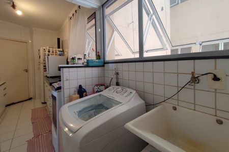 Apartamento à venda com 80m², 3 quartos e 1 vaga Apartamento à venda com 80m², 3 quartos e 1 vagaÁrea de Serviço