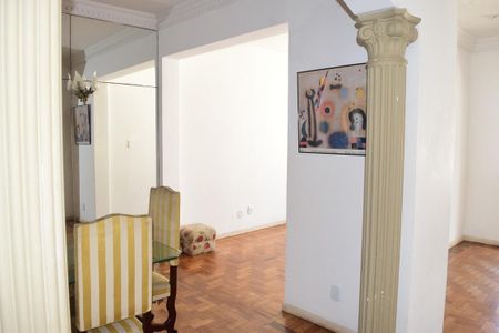 Apartamento à venda com 165m², 4 quartos e 1 vagaSala de Jantar