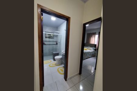 Casa à venda com 120m², 2 quartos e 2 vagasCorredor