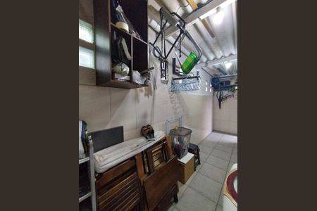 Casa à venda com 120m², 2 quartos e 2 vagasÁrea de Serviço