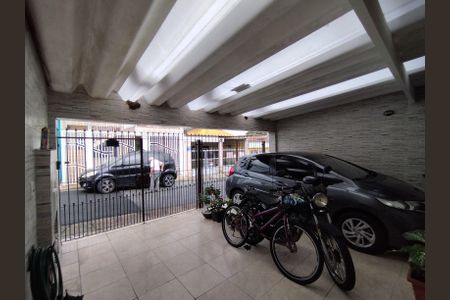 Casa à venda com 120m², 2 quartos e 2 vagasGaragem