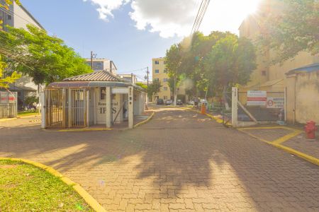 Apartamento à venda com 43m², 2 quartos e 1 vagaFachada e portaria