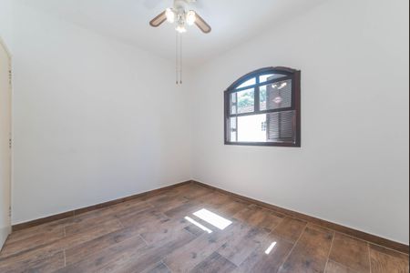 Casa à venda com 100m², 2 quartos e 1 vagaQuarto 2