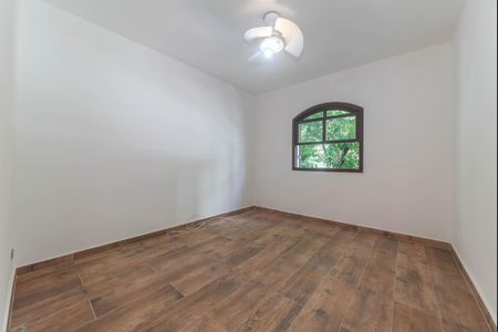 Casa à venda com 100m², 2 quartos e 1 vagaQuarto 1