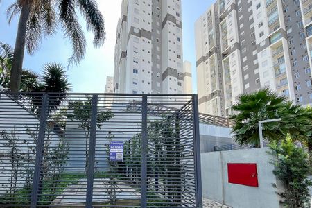 Apartamento para alugar com 55m², 2 quartos e 1 vagaFachada + plaquinha