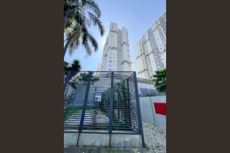 Apartamento para alugar com 55m², 2 quartos e 1 vagaFachada + plaquinha