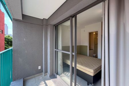 Studio para alugar com 25m², 1 quarto e sem vaga Studio para alugar com 25m², 1 quarto e sem vagaVaranda