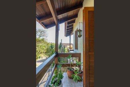 Casa à venda com 200m², 4 quartos e 2 vagas Casa à venda com 200m², 4 quartos e 2 vagasVaranda do Quarto 1