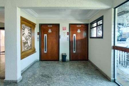 Apartamento para alugar com 70m², 2 quartos e 1 vaga Apartamento para alugar com 70m², 2 quartos e 1 vagaHall de entrada