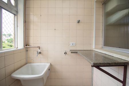 Apartamento à venda com 60m², 2 quartos e 1 vagaÁrea de Serviço